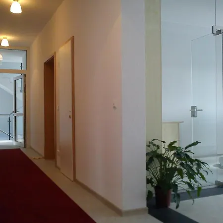 Müller's Haus 2 3*